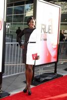 los angeles, 30 mai - rutina wesley arrive à la première de la 5e saison true blood au cinerama dome theatre le 30 mai 2012 à los angeles, ca photo