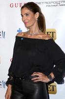 los angeles, 29 sept. - kristian alfonso au gala de mode autism speaks la vie en blue au studio warner brothers le 29 septembre 2016 à burbank, ca photo