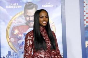 los angeles, 12 février - tika sumpter à la projection spéciale sonic the hedgehog au théâtre du village le 12 février 2020 à westwood, ca photo