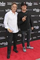 Los angeles, 16 juin - william fichtner, kim coates au gâteau d'anniversaire la première au théâtre des beaux-arts le 16 juin 2021 à beverly hills, ca photo