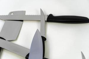 couteau en métal et noir, couteau en acier aiguisé avec manche en plastique, guadalajara photo