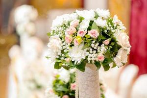 roses dans un vase photo