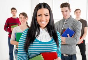 groupe d'étudiants qui réussissent photo