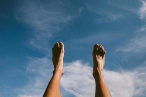 les pieds dans le ciel photo