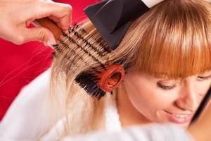 vue sur le séchage des cheveux photo