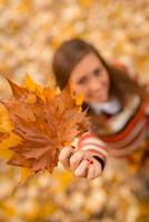 vue de fille d'automne photo