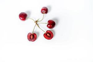 alimentation biologique, régime végétalien et concept de santé - cerises douces fraîches, dessert aux fruits de baies de cerises juteuses comme arrière-plan d'une alimentation saine photo