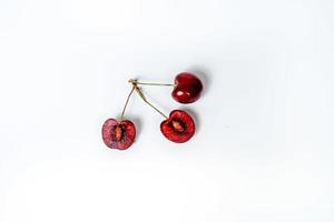 alimentation biologique, régime végétalien et concept de santé - cerises douces fraîches, dessert aux fruits de baies de cerises juteuses comme arrière-plan d'une alimentation saine photo