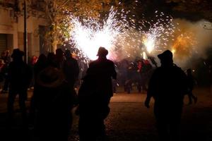 photo abstraite de fêtes de diables et de feux d'artifice.