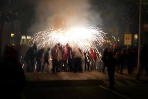 photo abstraite de fêtes de diables et de feux d'artifice.