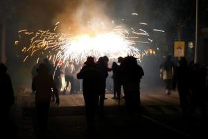 photo abstraite de fêtes de diables et de feux d'artifice.