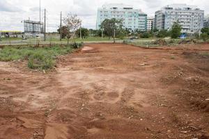 brasilia, brésil, 11 novembre 2022 un terrain est dégagé pour la construction d'une nouvelle route dans la partie nord-ouest de brasilia, connue sous le nom de noroeste photo