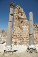 porte hellénistique dans la ville antique de perge à antalya, turkiye photo