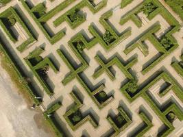 une vue aérienne du labyrinthe vert l'espace secret à ratchaburi, thaïlande photo