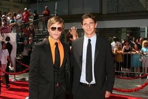 van hansis et jake silbermann arrivant aux daytime emmys 2008 au kodak theatre à hollywood, ca le 20 juin 2008 photo