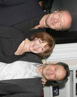 paul haggis frances fisher ang lee accident après la célébration des oscars los angeles, ca 6 mars 2006 photo