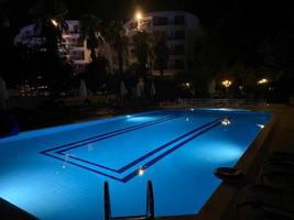 piscine à débordement de miami à l'hôtel épique photo