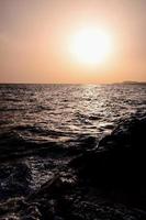coucher de soleil sur l'océan photo