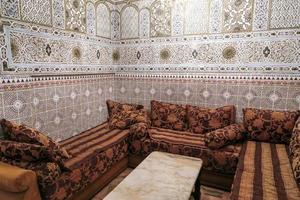 intérieur du bâtiment à marrakech, maroc, vers juin 2022 photo
