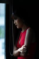 une jeune femme victime de la traite des êtres humains photo