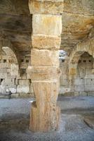 arches de tripolis sur le méandre de la ville antique de denizli, turkiye photo