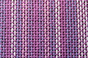 texture de tissu tissé aux couleurs ultraviolettes et lilas