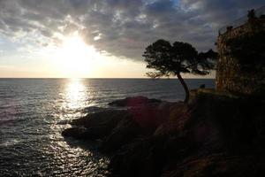 camino de ronda, une route parallèle à la costa brava catalane, située sur la mer méditerranée au nord de la catalogne, espagne. photo