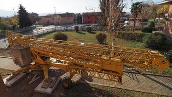 grue à tour jaune photo