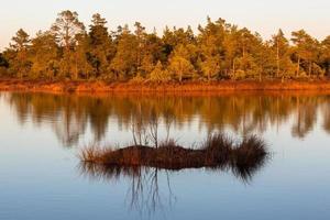 journée d'automne au lac des marais photo