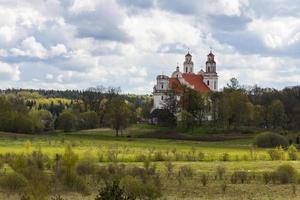 paysages de la campagne lituanienne au printemps photo