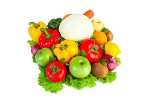 légumes frais sur isolé photo