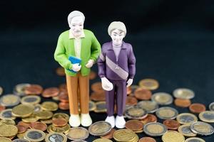 retraités souhaitant une augmentation de leur pension photo