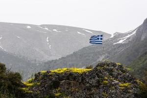 paysages printaniers des montagnes grecques photo