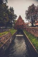 ancien moulin dans la ville polonaise de gdansk photo