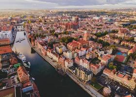 vue aérienne de la ville polonaise de gdansk photo