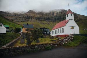 église kunoy sur kunoy dans les îles féroé photo