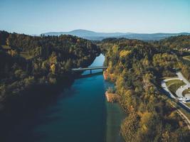 vues aériennes par drone de la campagne slovène photo