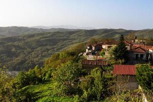 paysages printaniers des montagnes grecques photo