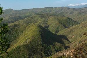 paysages printaniers des montagnes grecques photo