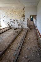 intérieur d'une maison abandonnée photo