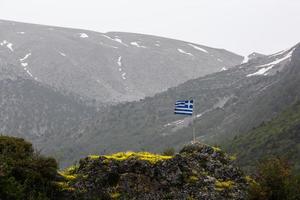 paysages printaniers des montagnes grecques photo