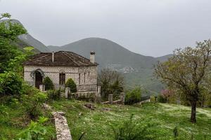 paysages printaniers des montagnes grecques photo