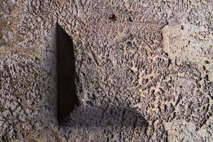 vue détaillée sur les murs en béton vieilli avec des fissures et beaucoup de structure en haute résolution photo