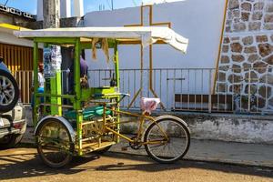 kantunilkin quintana roo mexique 2021 petit village rues kantunilkin maisons églises et lieux publics mexique. photo