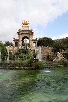 fontaine dans le parc de la ciutadella à barcelone, espagne photo