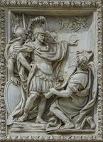 relief sur la fontaine de trevi à rome, italie photo