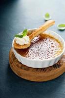 dessert crème brûlée photo