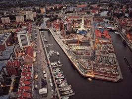 vue de dessus de la vieille ville de gdansk pologne photo