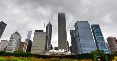 vue sur les toits de chicago depuis le jardin de lurie photo