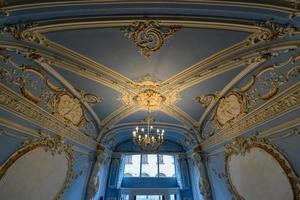 bâtiment historique au centre de saint-pétersbourg, russie. photo